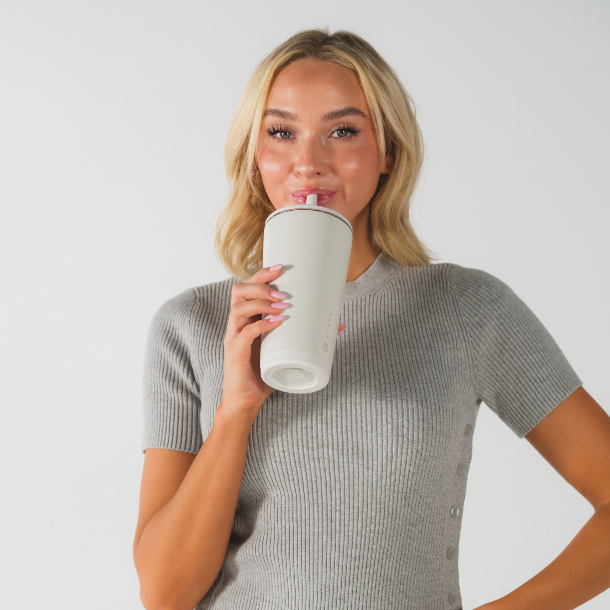 linen-t8 EverydayTumbler20oz.-Linen-WPI-1_1.png